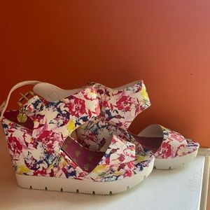 Y2K Juicy Couture Trish Floral Platform Wedge Sandals